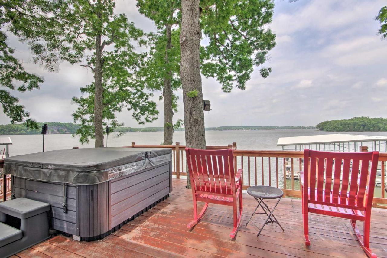 Waterfront Lake Ozark Home With Private Dock! Bagian luar foto